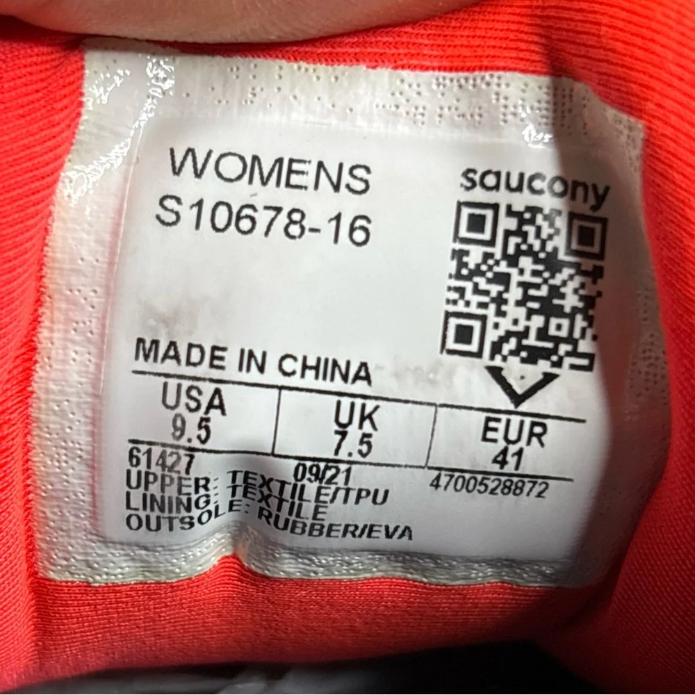 Saucony Triumph 19 Womens Size 9.5‎  S10678-16 Orange Running Shoes *See Pics*